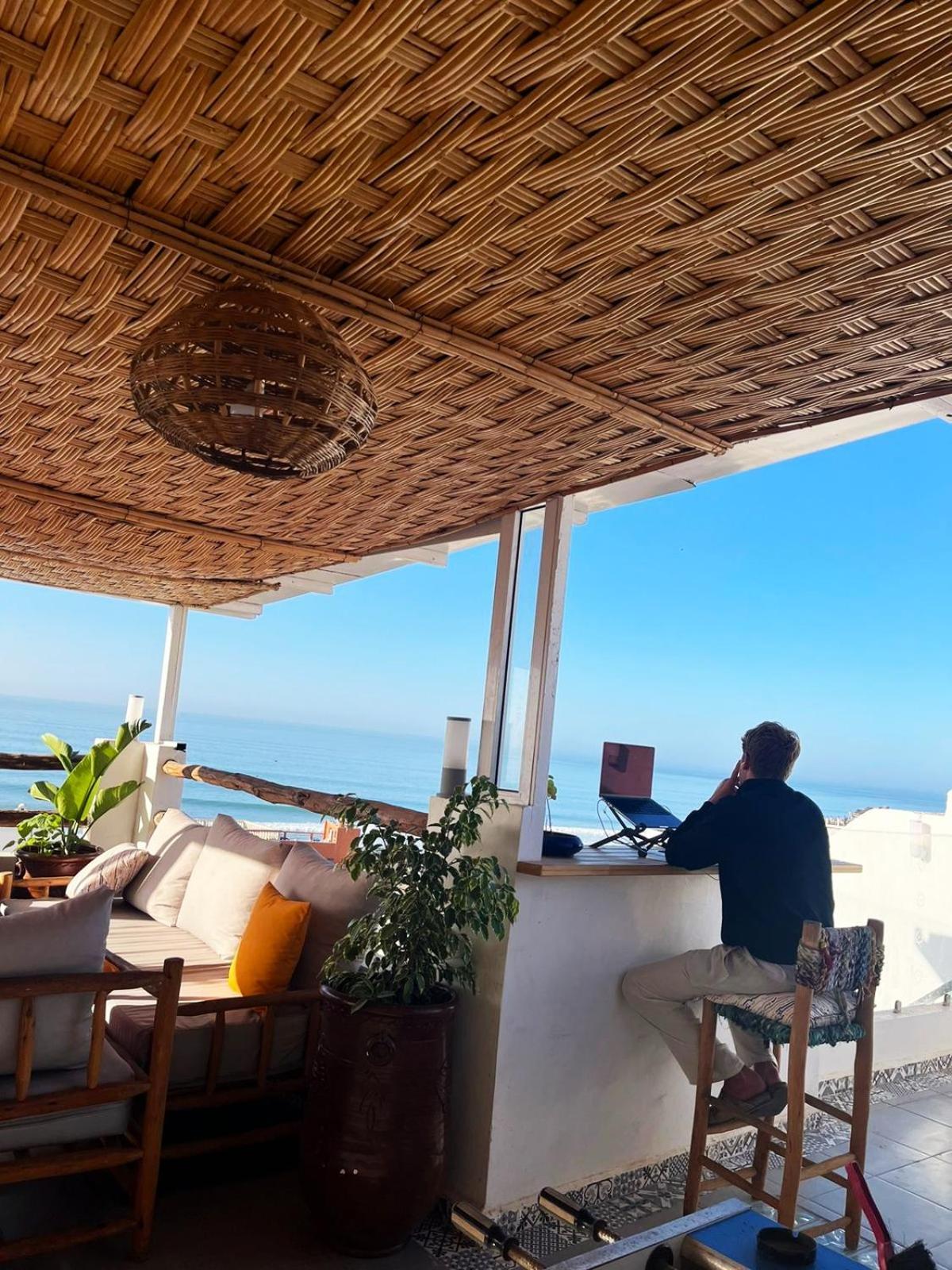Bigblue Surf Hostel & Coworking Space - Taghazout (Adults Only) Azazoul المظهر الخارجي الصورة